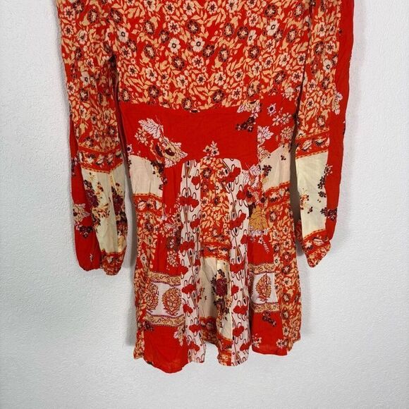 Free People Mixing It Up Plunge Neck Red & Cream Patterned Long Sleeve MIni Dres - Picture 9 of 11